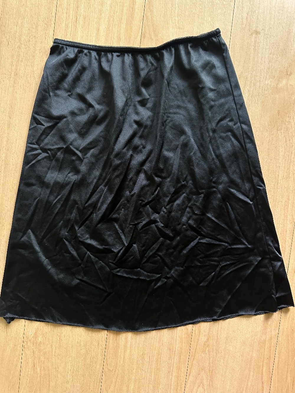 Black Velrose Slip Size Small 20” Length Nylon